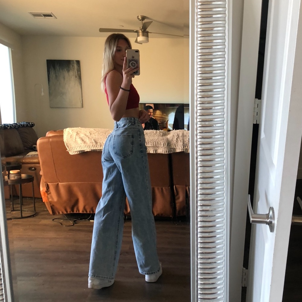 Jeans - Picture 2 of 3